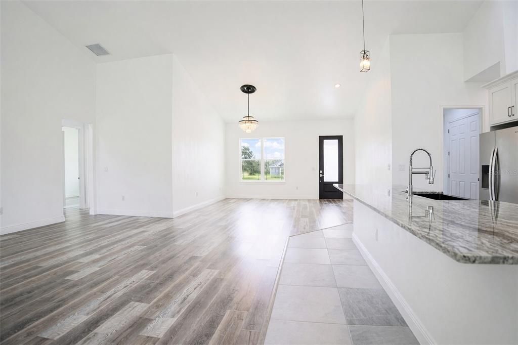 For Sale: $520,000 (4 beds, 3 baths, 2706 Square Feet)