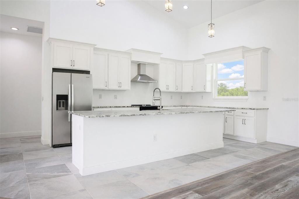 For Sale: $520,000 (4 beds, 3 baths, 2706 Square Feet)