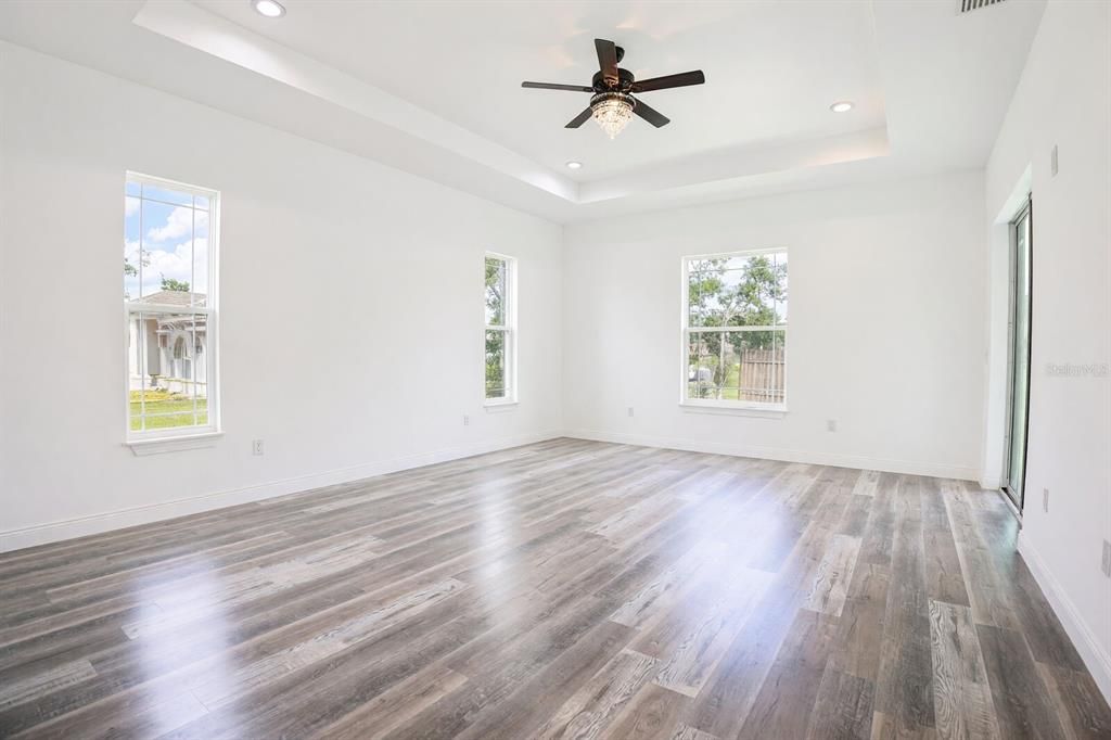 For Sale: $520,000 (4 beds, 3 baths, 2706 Square Feet)