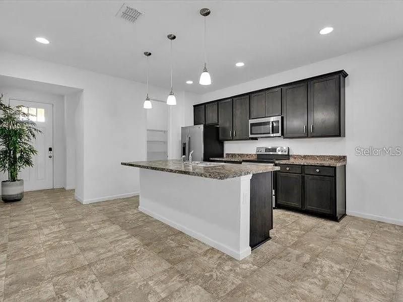 For Sale: $325,990 (4 beds, 2 baths, 2034 Square Feet)