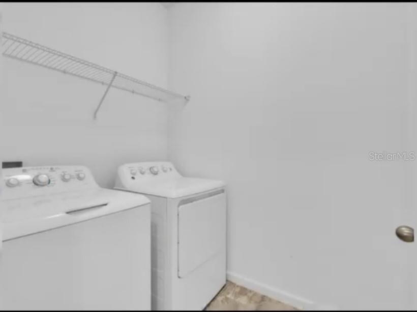For Sale: $325,990 (4 beds, 2 baths, 2034 Square Feet)