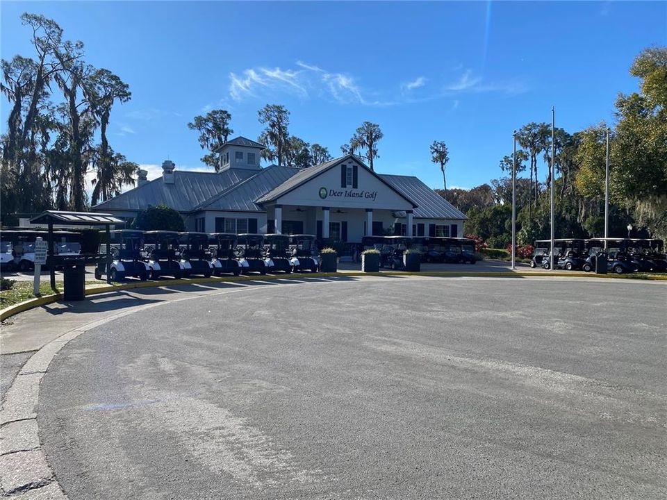 For Rent: $2,850 (4 beds, 3 baths, 2731 Square Feet)