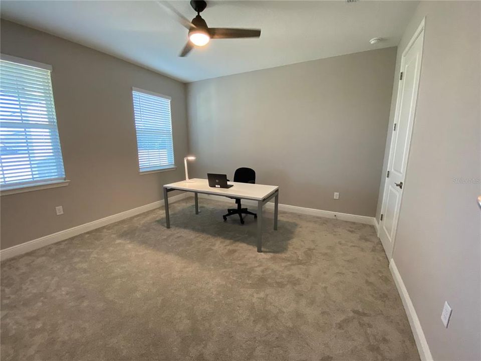 For Rent: $2,850 (4 beds, 3 baths, 2731 Square Feet)