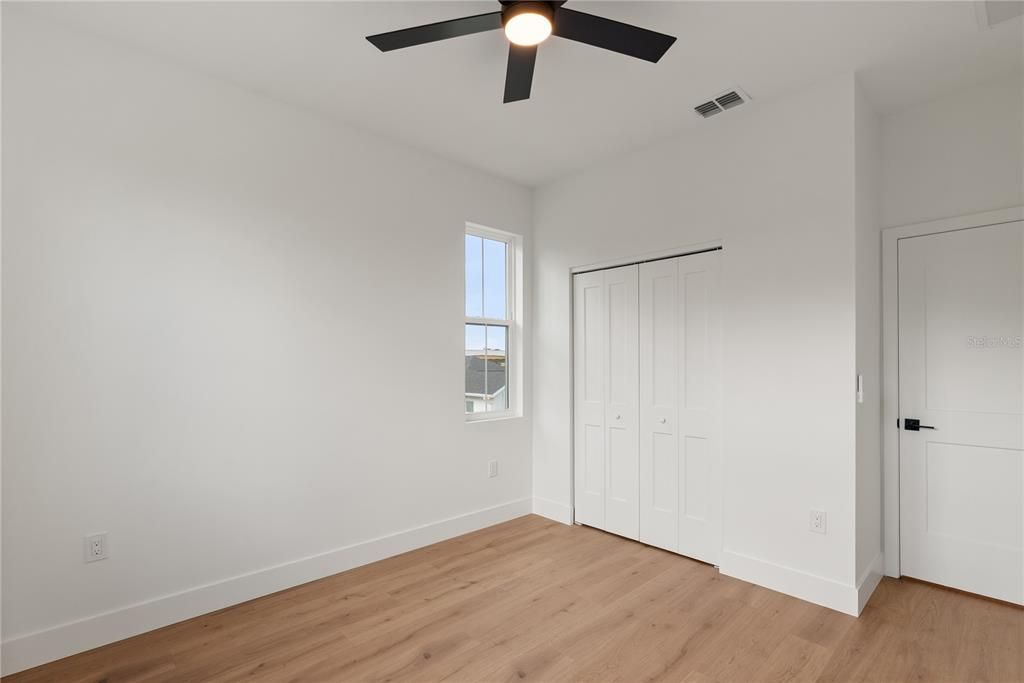 For Sale: $515,000 (3 beds, 2 baths, 1719 Square Feet)