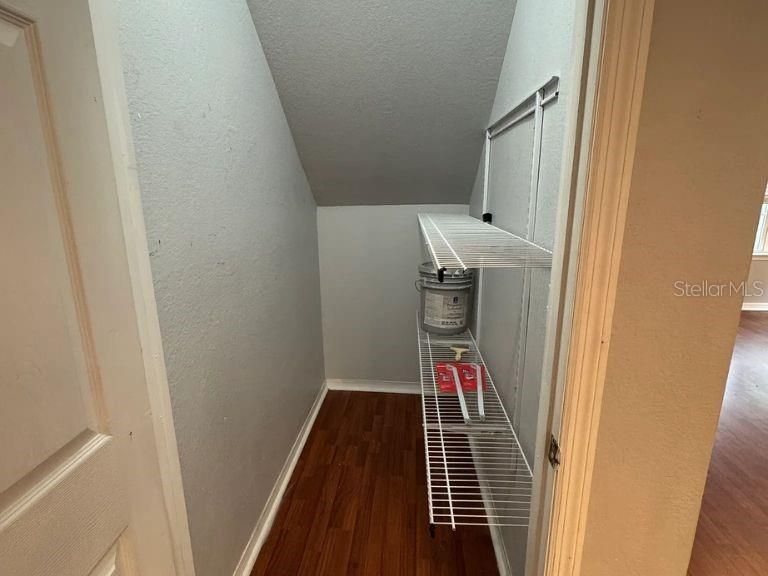В аренду: $1,900 (2 спален, 2 ванн, 1235 Квадратных фут)