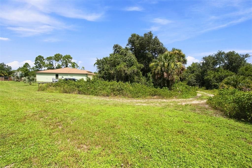 En Venta: $10,000 (0.27 acres)