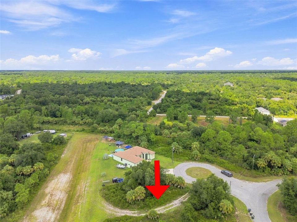 En Venta: $10,000 (0.27 acres)