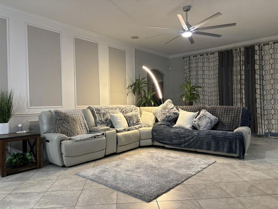 For Sale: $595,000 (4 beds, 3 baths, 3121 Square Feet)
