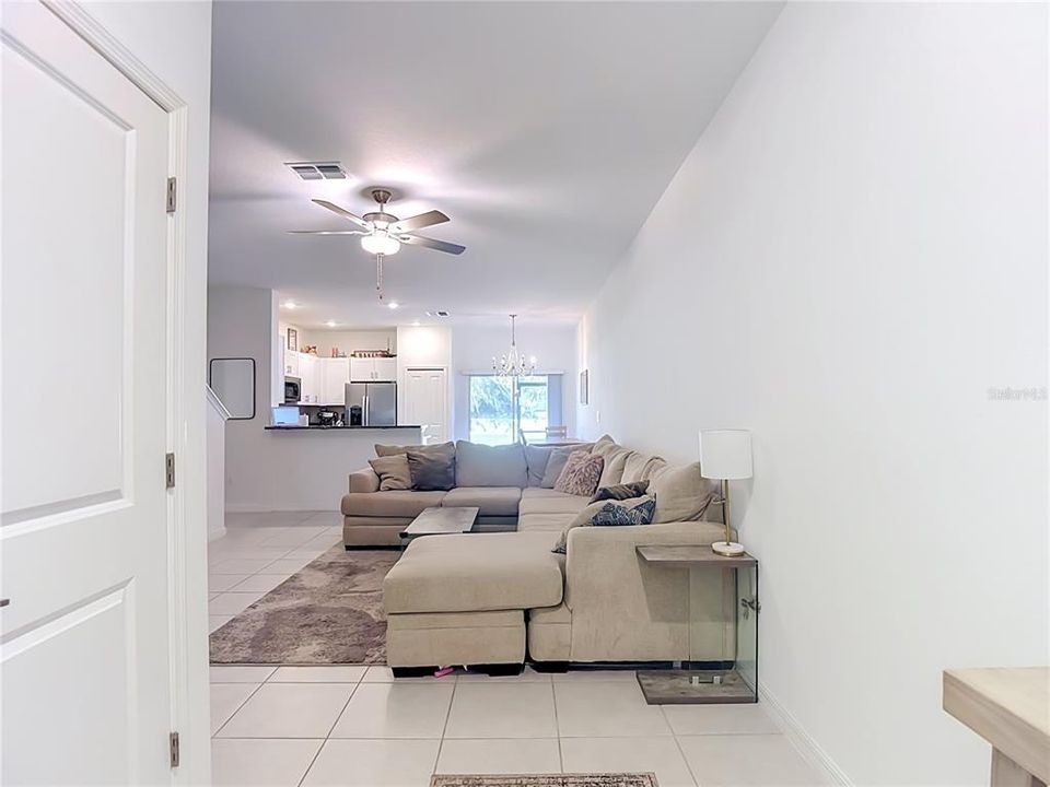 For Sale: $285,000 (3 beds, 2 baths, 1634 Square Feet)