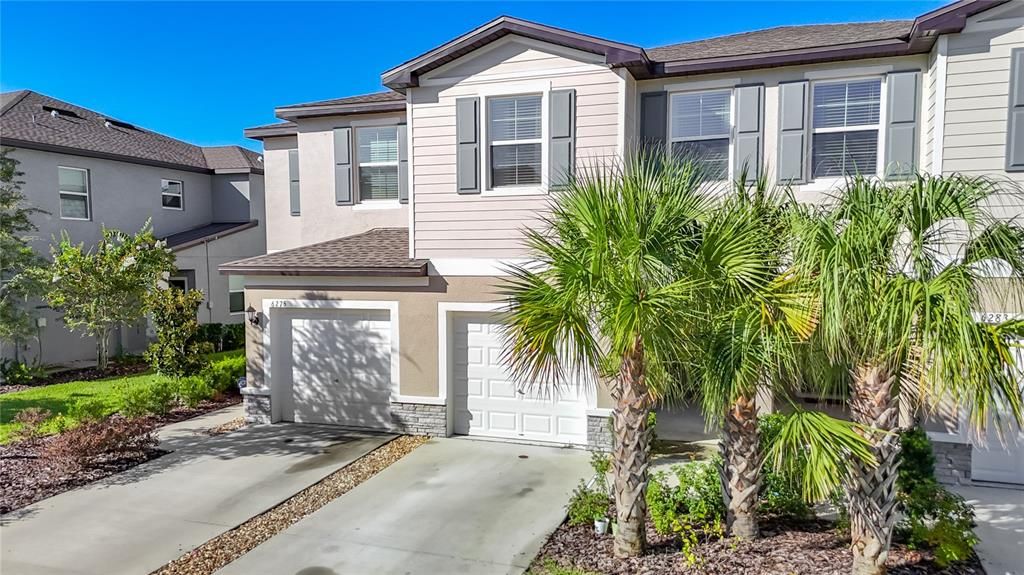 For Sale: $285,000 (3 beds, 2 baths, 1634 Square Feet)