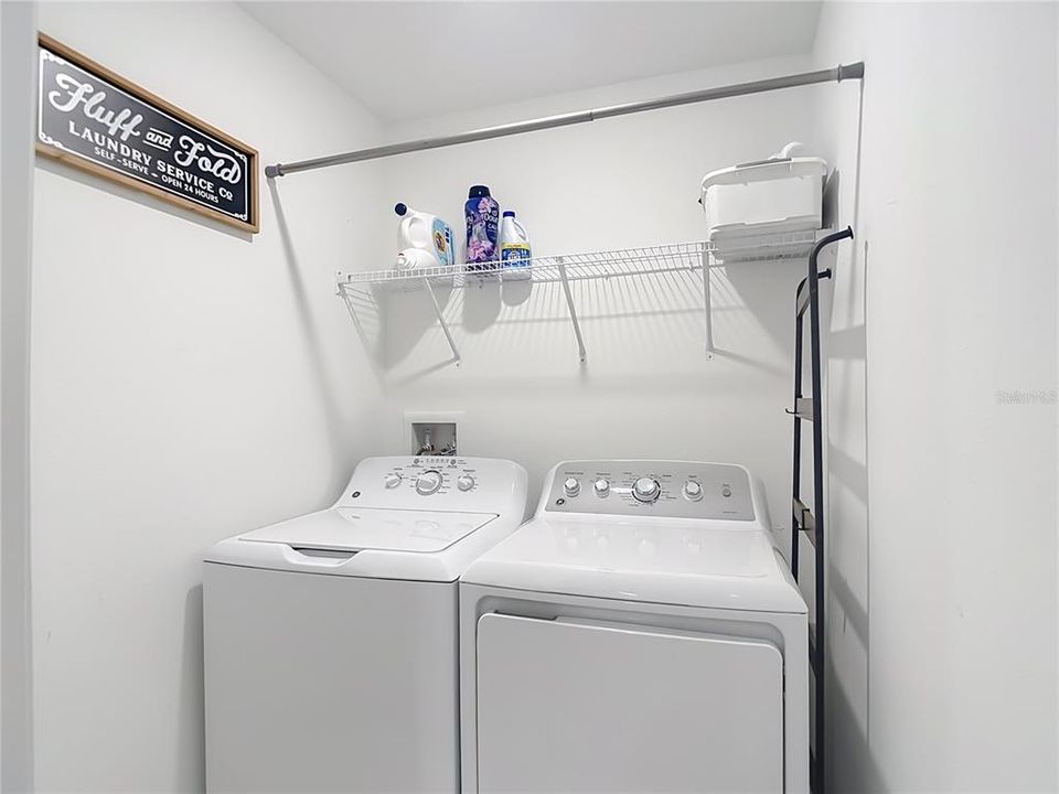 For Sale: $285,000 (3 beds, 2 baths, 1634 Square Feet)