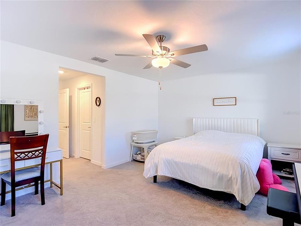 For Sale: $285,000 (3 beds, 2 baths, 1634 Square Feet)