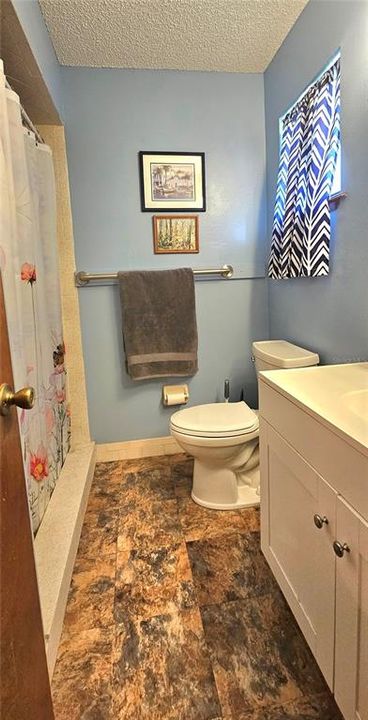 For Sale: $169,000 (2 beds, 2 baths, 1024 Square Feet)
