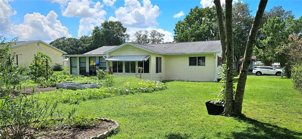For Sale: $169,000 (2 beds, 2 baths, 1024 Square Feet)