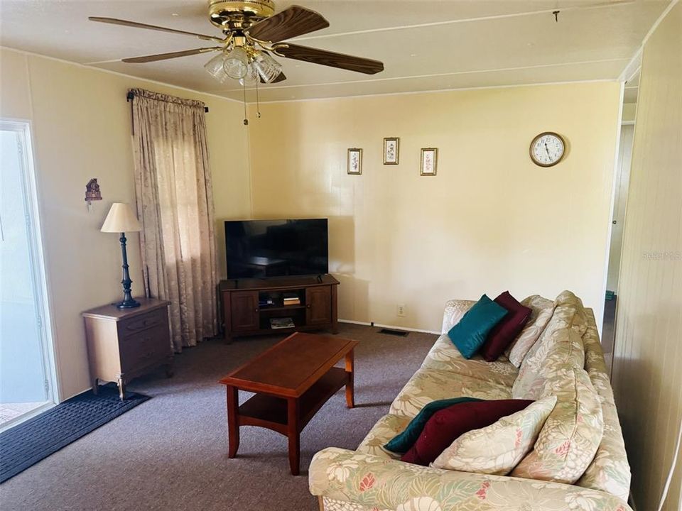 En Venta: $99,900 (2 camas, 1 baños, 768 Pies cuadrados)