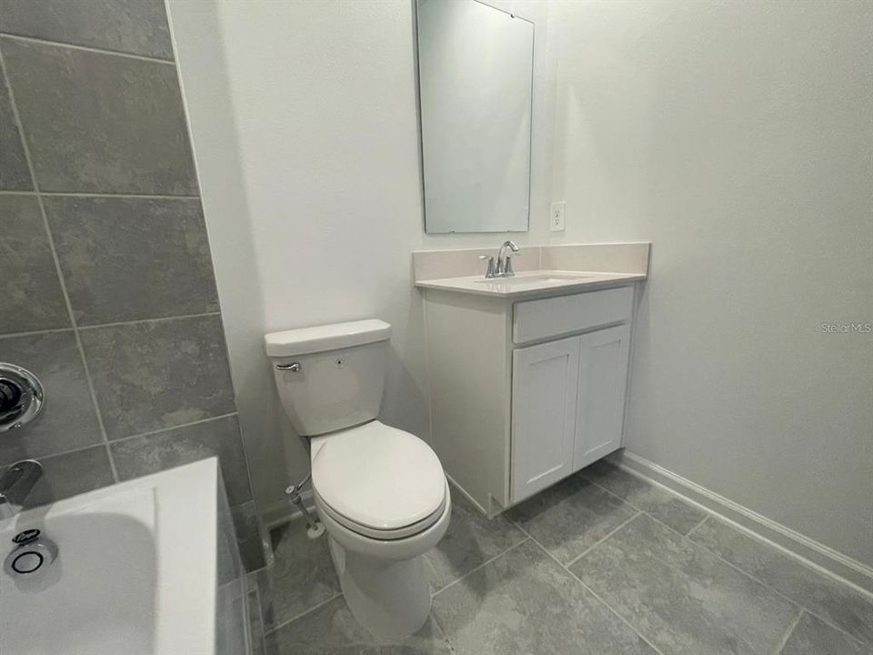 В аренду: $1,950 (3 спален, 2 ванн, 1888 Квадратных фут)