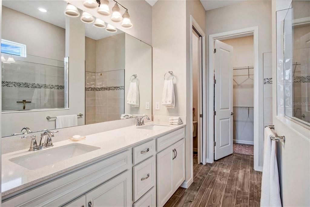 For Rent: $4,600 (4 beds, 3 baths, 2860 Square Feet)