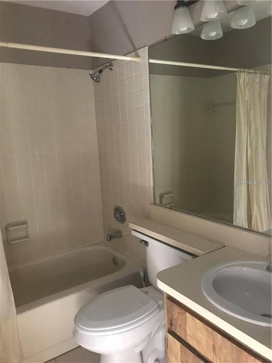 En Renta: $1,700 (3 camas, 2 baños, 1037 Pies cuadrados)