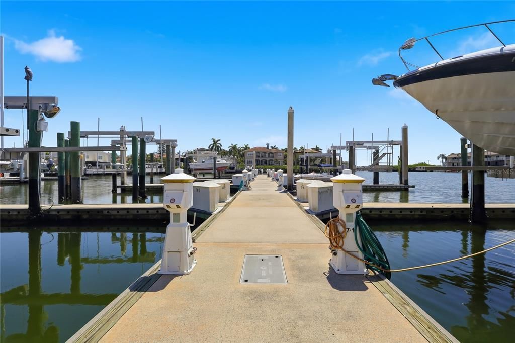 For Sale: $715,000 (4 beds, 3 baths, 2540 Square Feet)