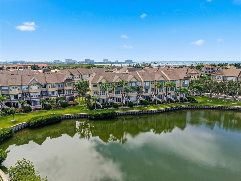 For Sale: $715,000 (4 beds, 3 baths, 2540 Square Feet)