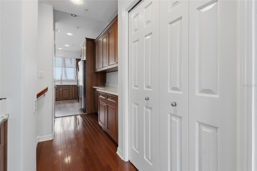 For Sale: $715,000 (4 beds, 3 baths, 2540 Square Feet)