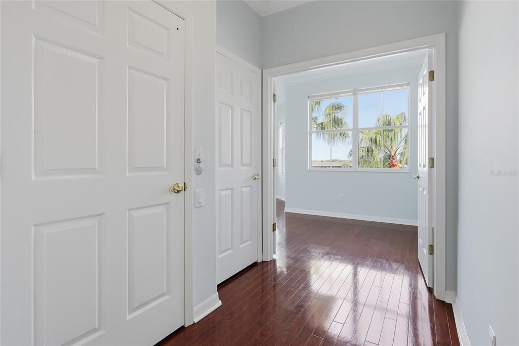For Sale: $715,000 (4 beds, 3 baths, 2540 Square Feet)