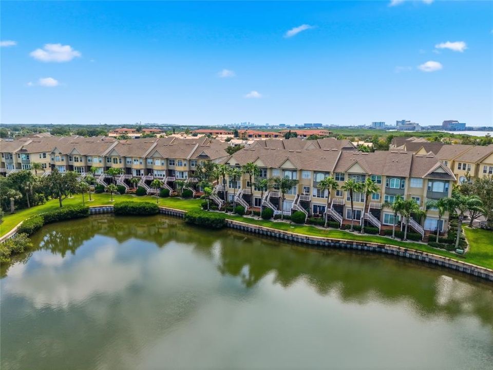 For Sale: $715,000 (4 beds, 3 baths, 2540 Square Feet)