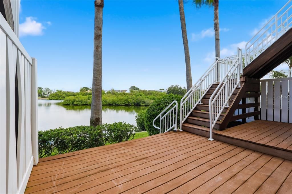 For Sale: $715,000 (4 beds, 3 baths, 2540 Square Feet)