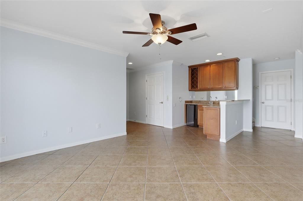 For Sale: $715,000 (4 beds, 3 baths, 2540 Square Feet)