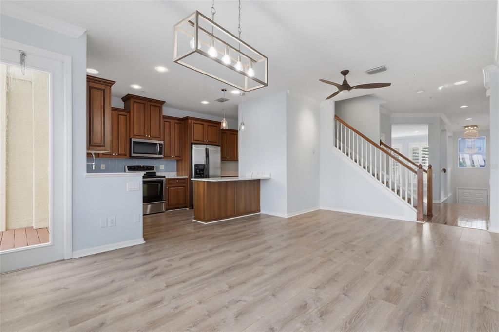 For Sale: $715,000 (4 beds, 3 baths, 2540 Square Feet)