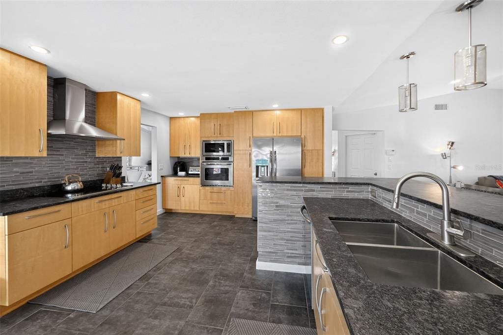 For Sale: $1,299,999 (4 beds, 2 baths, 2174 Square Feet)