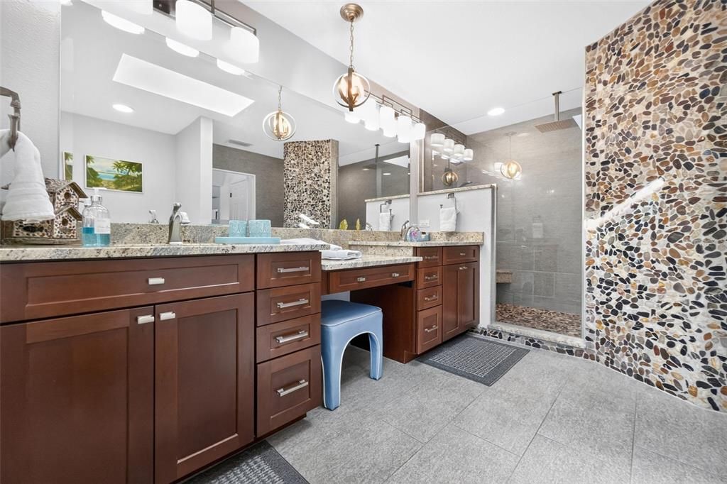 For Sale: $1,299,999 (4 beds, 2 baths, 2174 Square Feet)