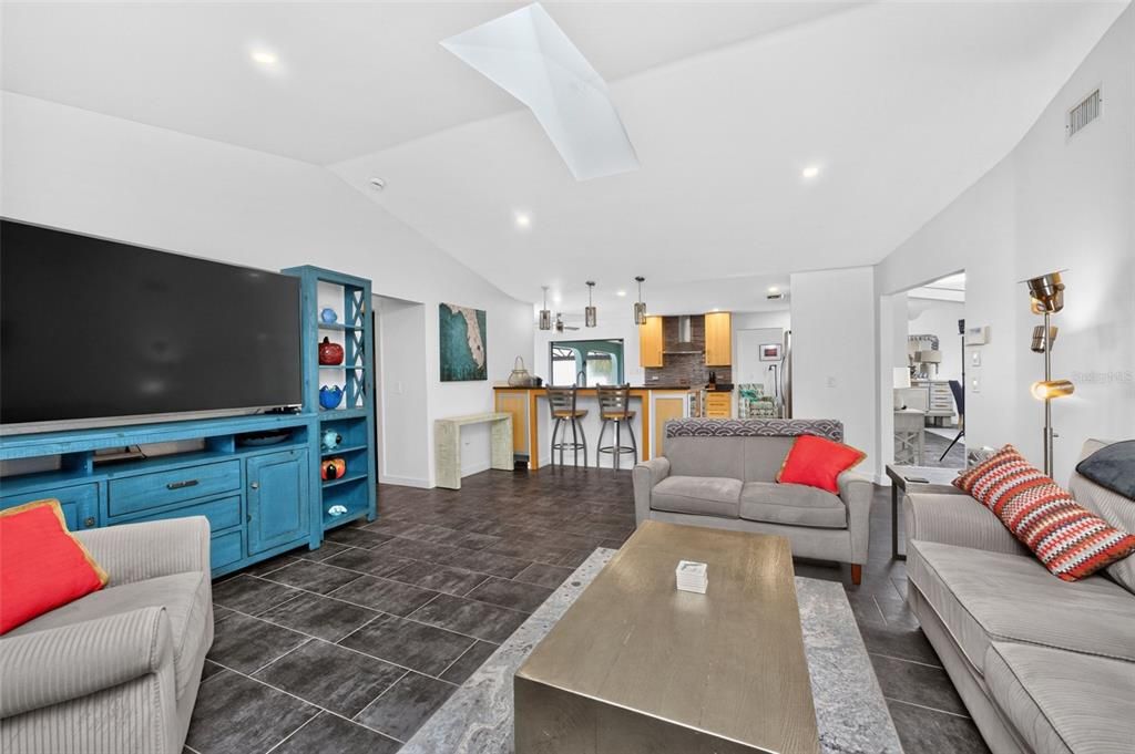 For Sale: $1,299,999 (4 beds, 2 baths, 2174 Square Feet)