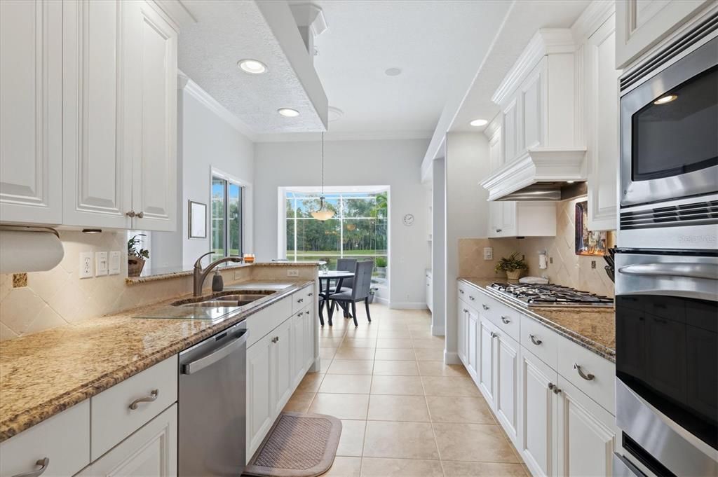 For Sale: $725,000 (3 beds, 2 baths, 2228 Square Feet)