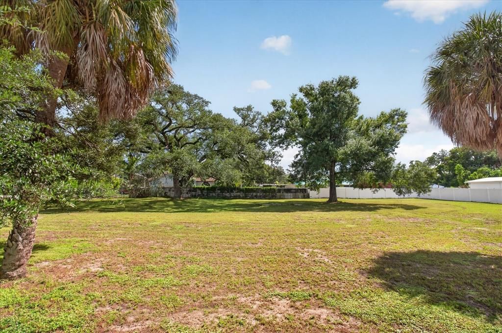 For Sale: $500,000 (0.60 acres)