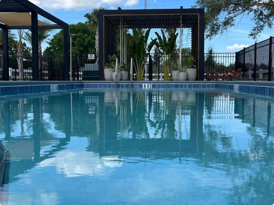 En Venta: $375,000 (3 camas, 3 baños, 1372 Pies cuadrados)