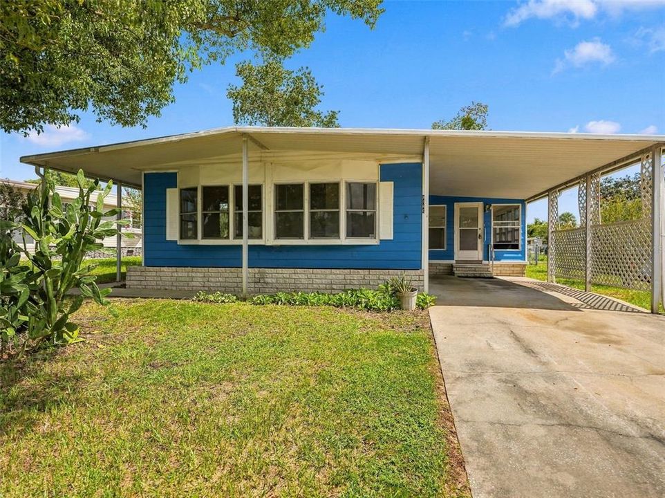 For Sale: $159,000 (2 beds, 2 baths, 1104 Square Feet)