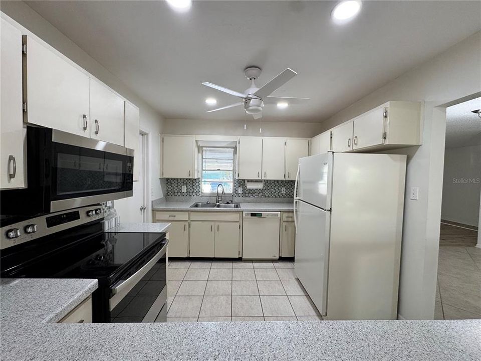 En Renta: $1,850 (2 camas, 2 baños, 1516 Pies cuadrados)