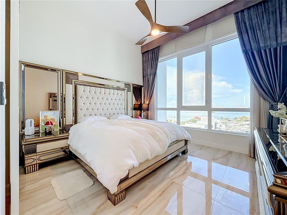 В аренду: $12,000 (5 спален, 3 ванн, 3606 Квадратных фут)