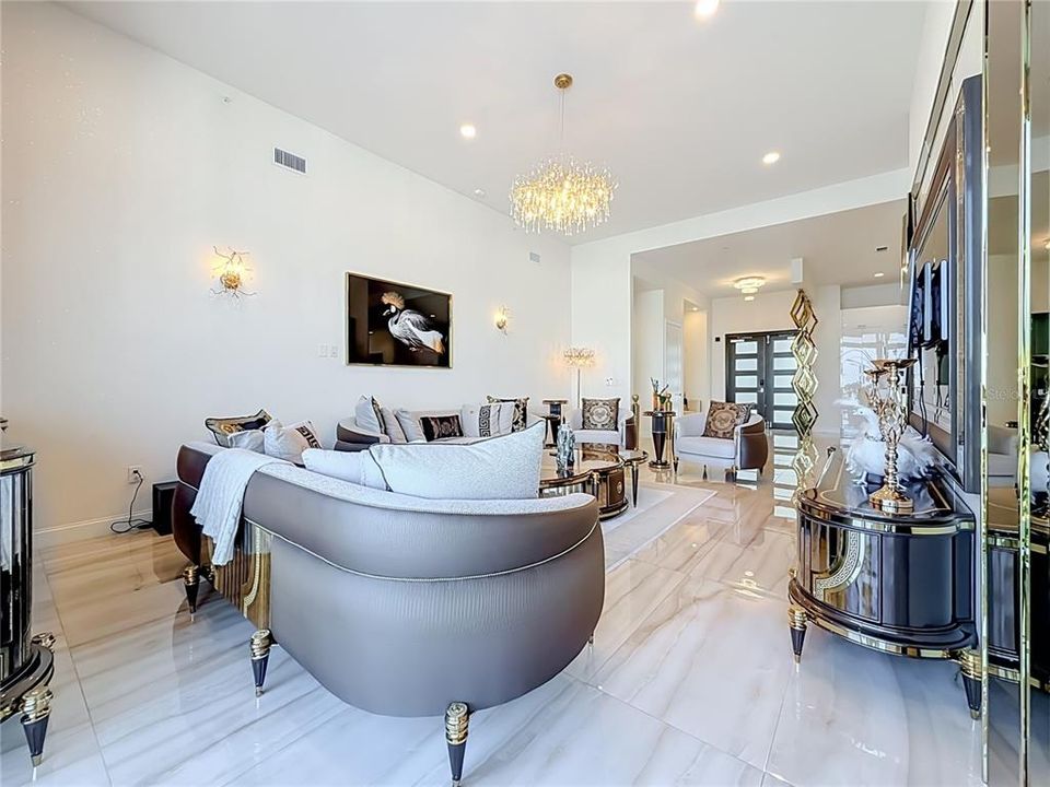 В аренду: $12,000 (5 спален, 3 ванн, 3606 Квадратных фут)