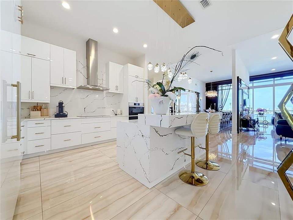 В аренду: $12,000 (5 спален, 3 ванн, 3606 Квадратных фут)