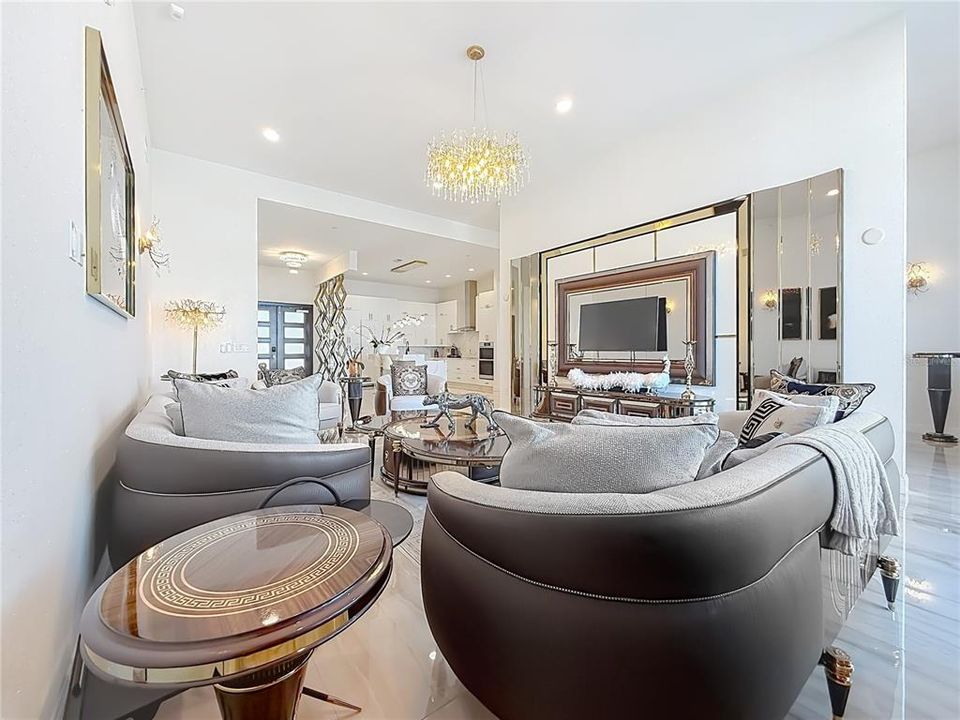 В аренду: $12,000 (5 спален, 3 ванн, 3606 Квадратных фут)