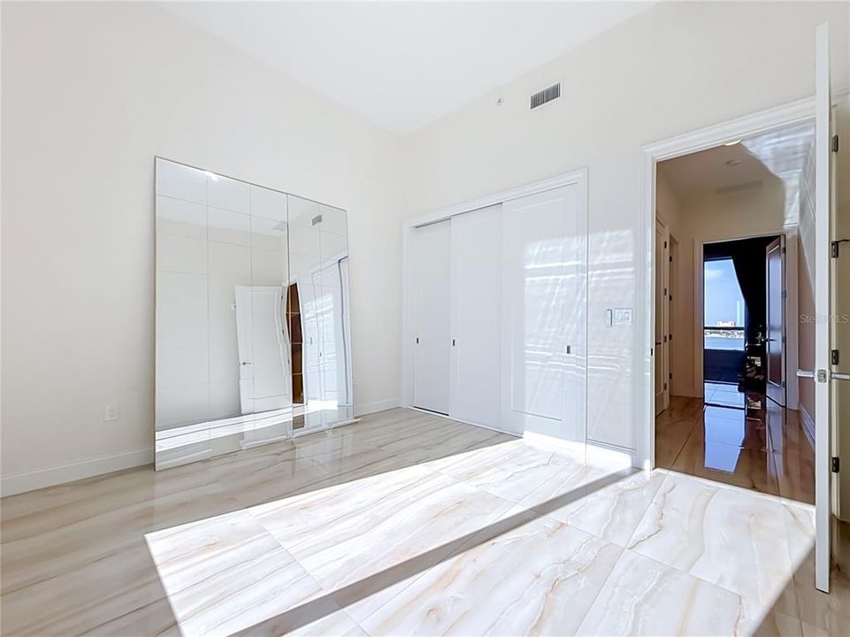 В аренду: $12,000 (5 спален, 3 ванн, 3606 Квадратных фут)