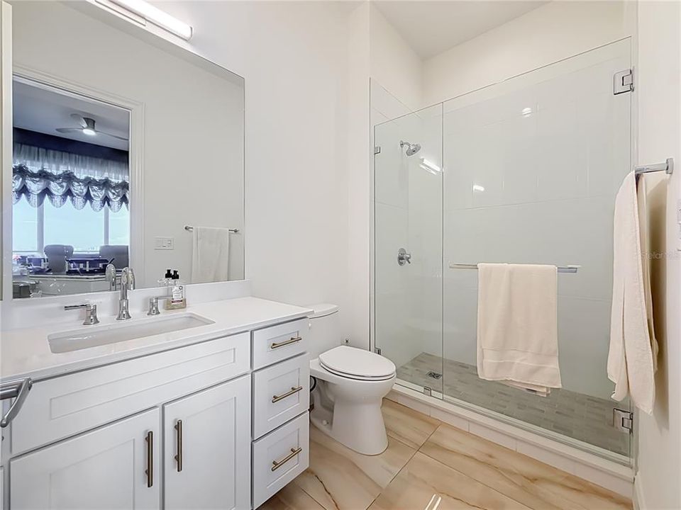 В аренду: $12,000 (5 спален, 3 ванн, 3606 Квадратных фут)