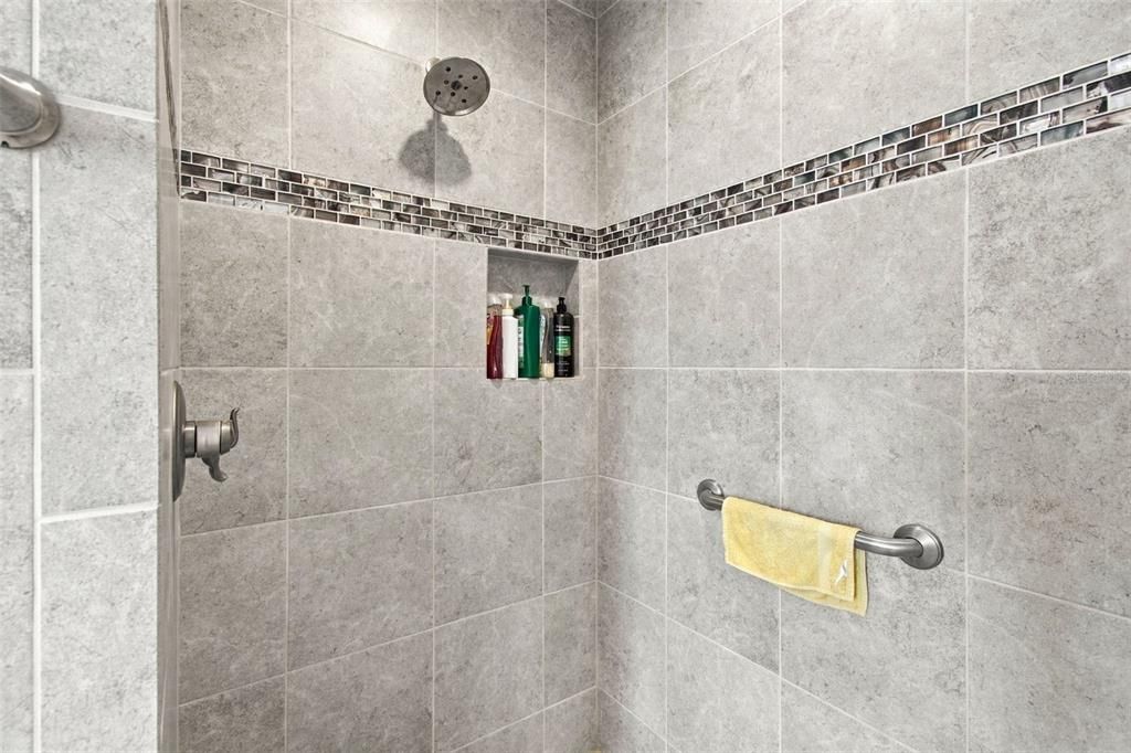На продажу: $460,000 (3 спален, 2 ванн, 1945 Квадратных фут)