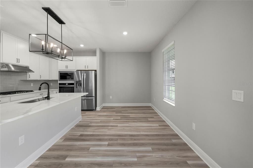 For Sale: $515,900 (5 beds, 3 baths, 2266 Square Feet)