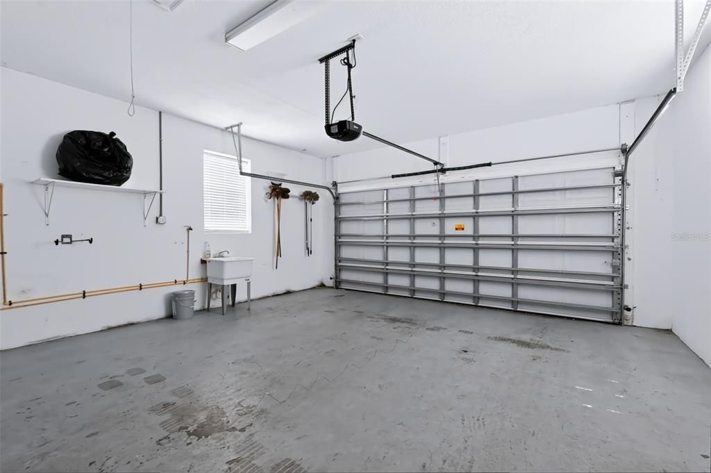 For Sale: $419,500 (2 beds, 2 baths, 1697 Square Feet)