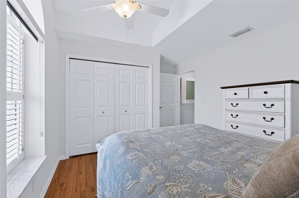 For Sale: $419,500 (2 beds, 2 baths, 1697 Square Feet)