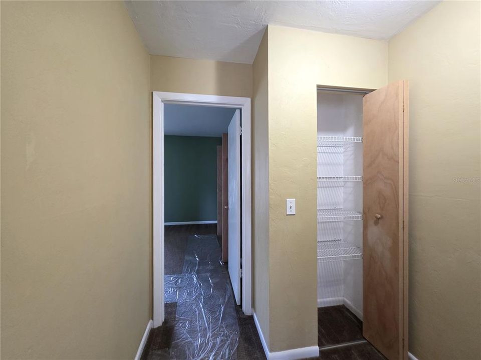 For Sale: $155,000 (2 beds, 2 baths, 1133 Square Feet)