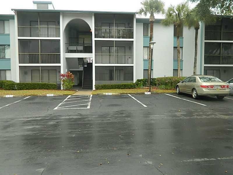 For Rent: $1,300 (1 beds, 1 baths, 926 Square Feet)